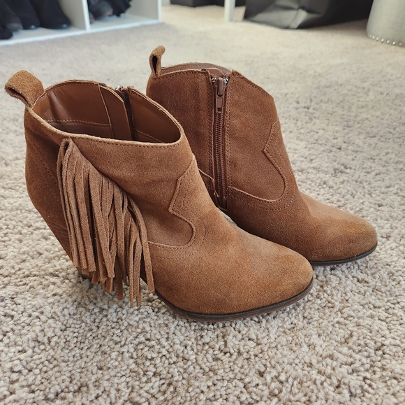 STEVE MADDEN - Picture 2 of 3